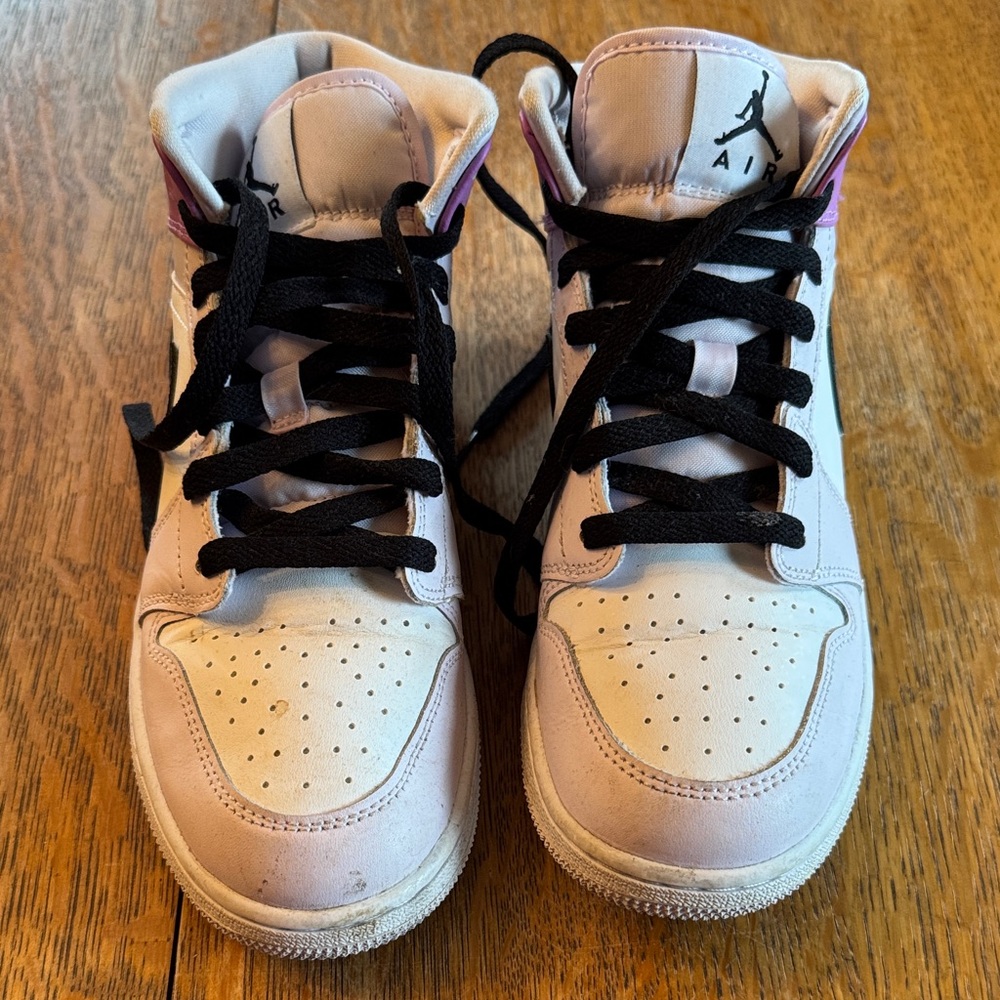 Jordan Kids White and Purple High-Top Sneakers with Black Laces